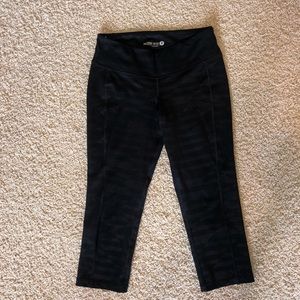 Old Navy active cropped leggings